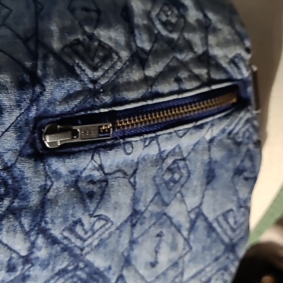 Previously loved MAISON SCOTCH QUILTED BOMBER JACKET - Picture 9 of 12